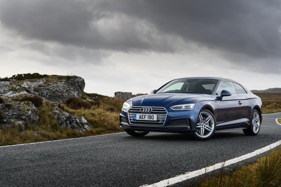  Audi A5 Coupe 2.0 TDI S-Line 2016 года  (UK) (фото 9 из 40)